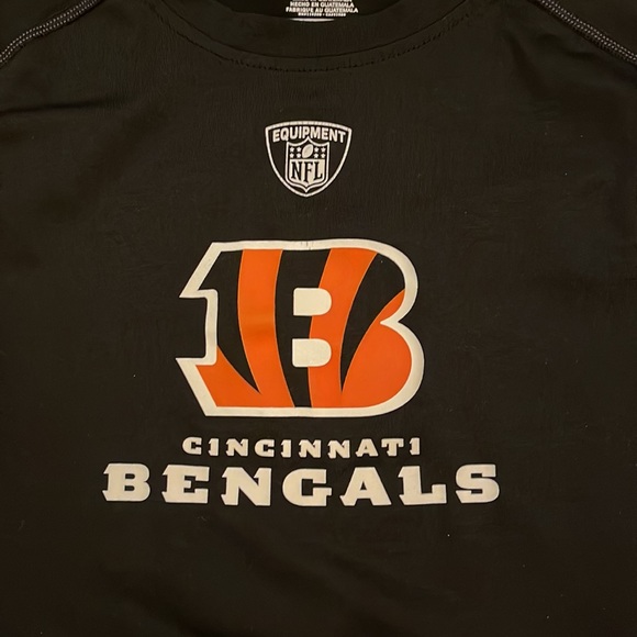 REEBOK Cincinnati Bengals Speedwick Short Sleeve Black Tee Shirt NFL Size Medium - Picture 2 of 4